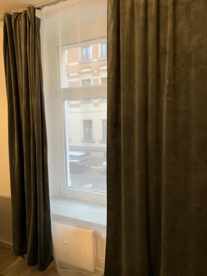 Zum Bahnhof Apartment Zwickau Ngoại thất bức ảnh