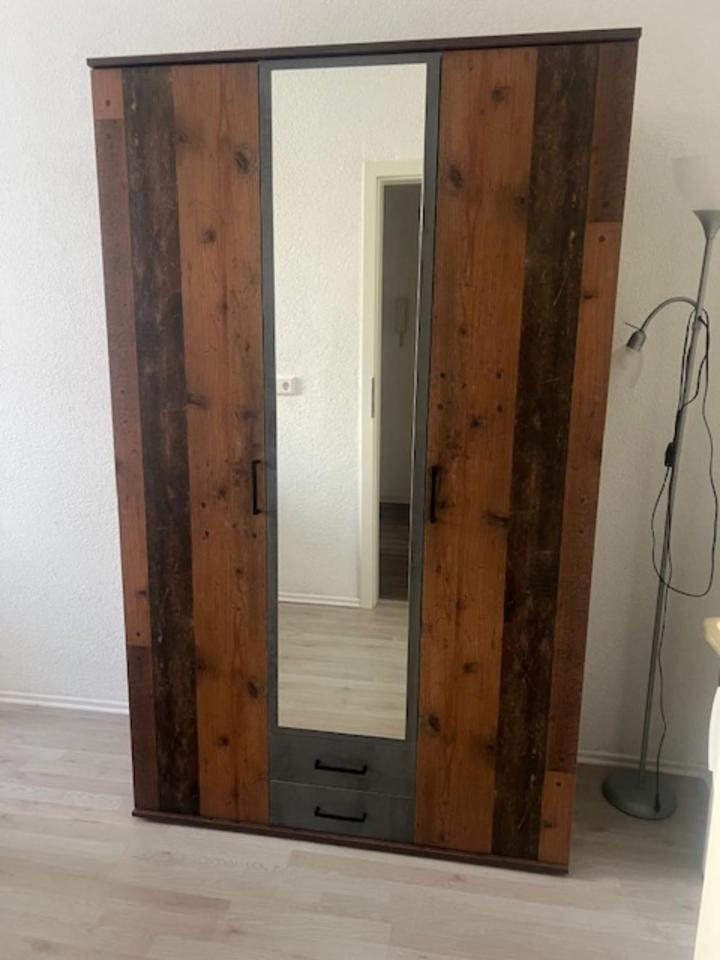 Zum Bahnhof Apartment Zwickau Ngoại thất bức ảnh