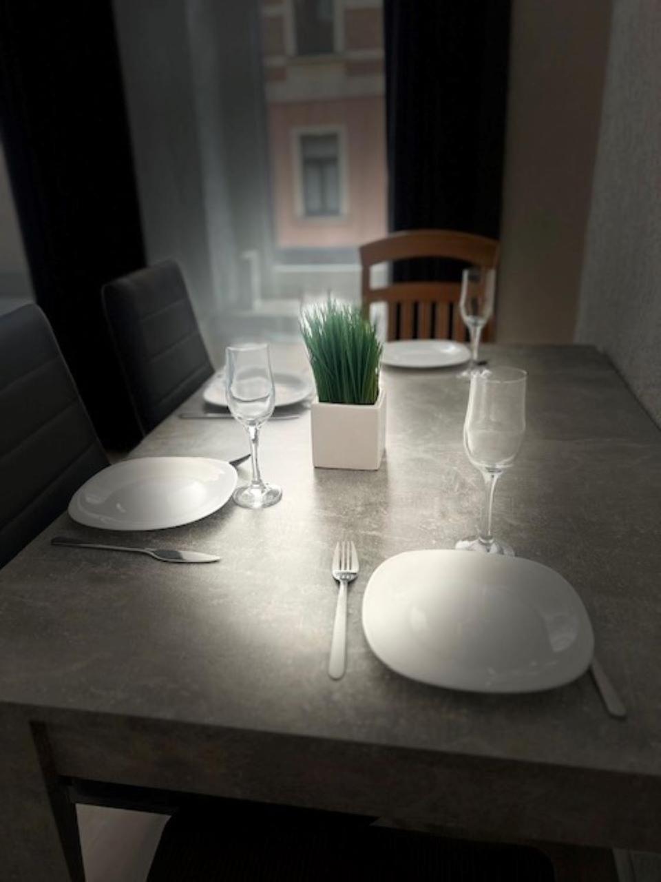 Zum Bahnhof Apartment Zwickau Ngoại thất bức ảnh